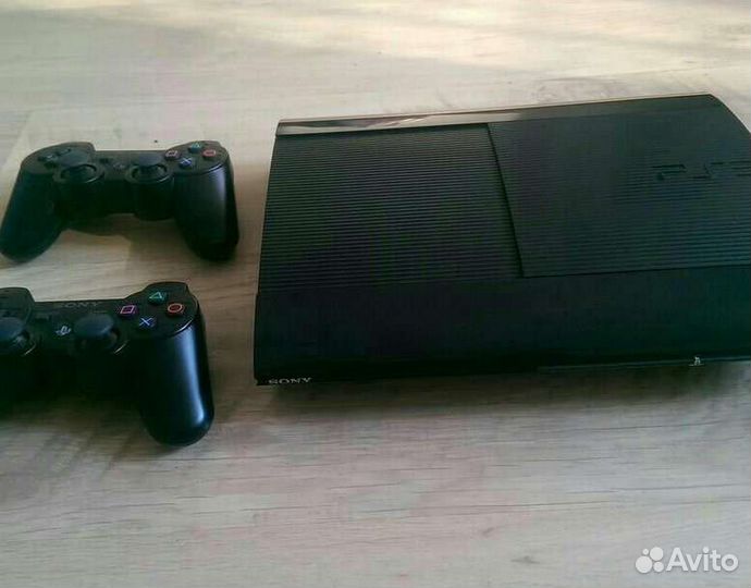 Sony PS3 +45 игр hen 2 джойстика