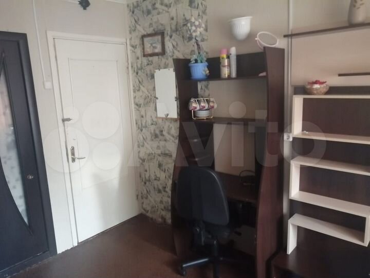 Комната 12 м² в 3-к., 1/2 эт.