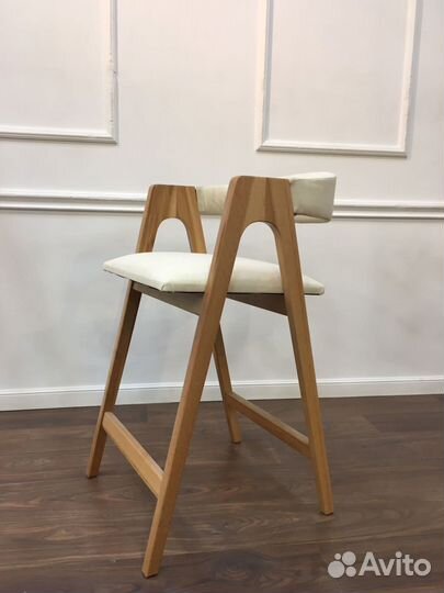 Барные стулья