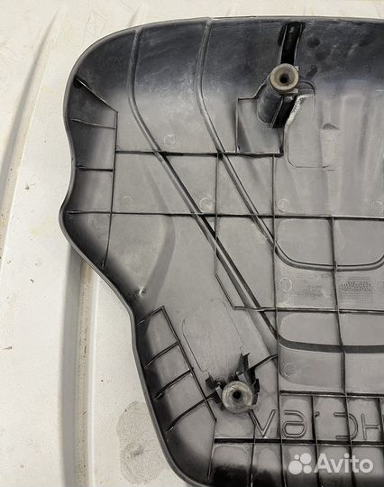 Крышка двигателя декоротивная Hyundai, KIA