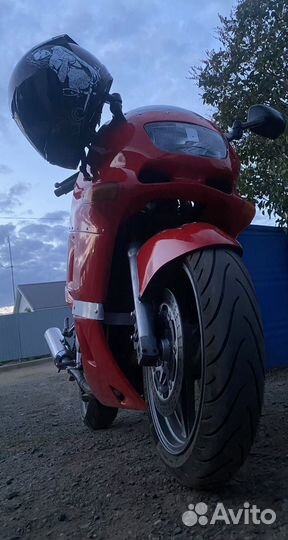 Kawasaki ZZR400