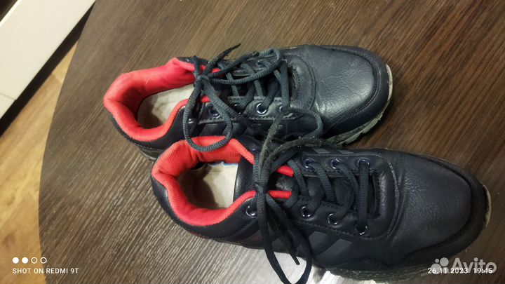 Кроссовки детские 37 размер