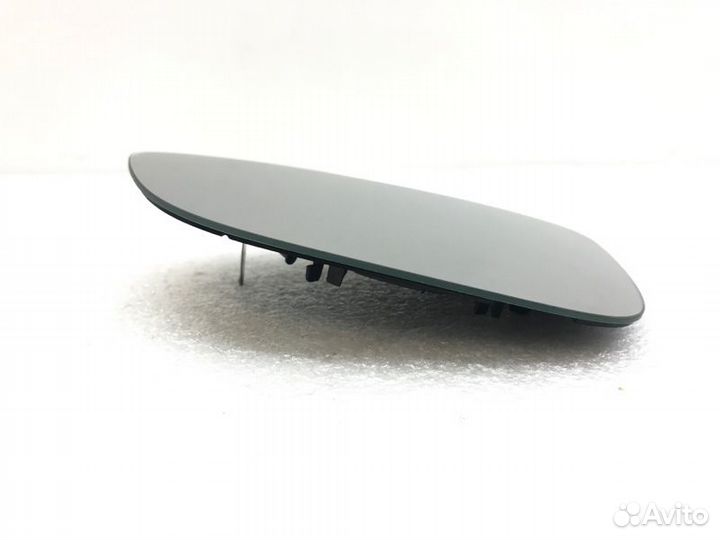 Зеркальный элемент передний левый Volkswagen