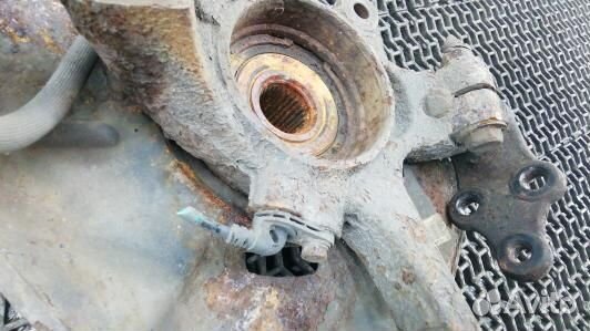 Ступица передняя левая KIA sportage 3 (6KL01K901)