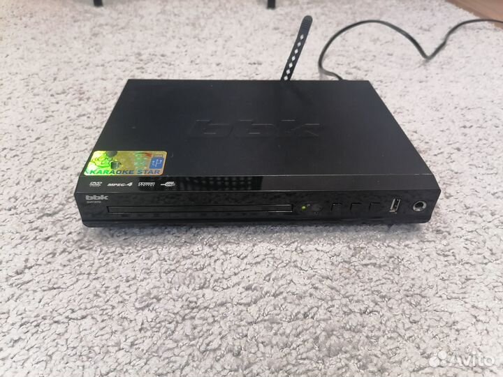 Видеоплеер BBK DVP157SI