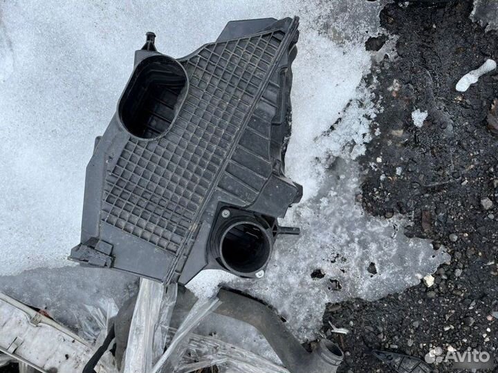 Корпус воздушного фильтра Лада X-Ray