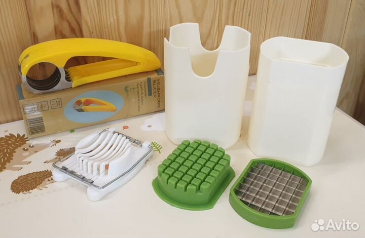 Контейнеры для хранения продуктов