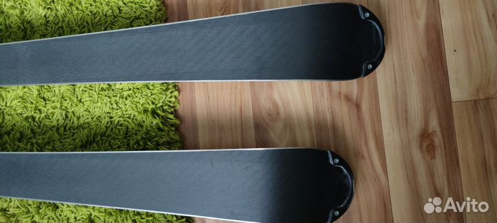 Комплект горных лыж Volki Deacon 168 см