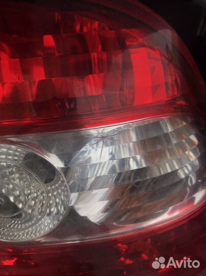 Задние стопари priora