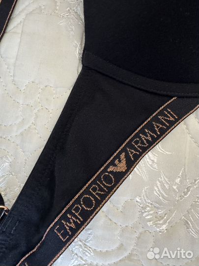 Бюстгальтер Armani