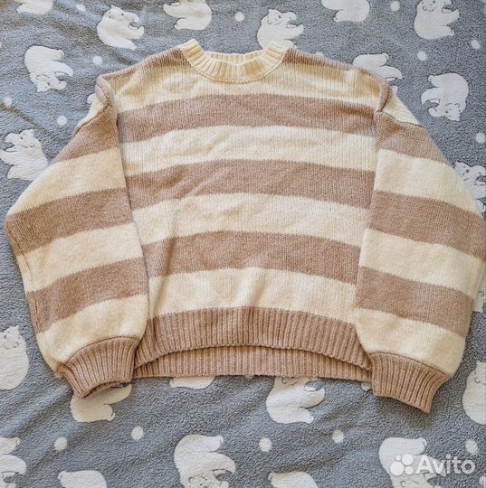 Свитер женский