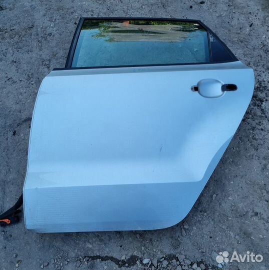 Дверь Volkswagen Polo V