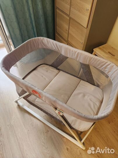 Кровать-манеж (2-в-1) Babyhit Rocking Crib