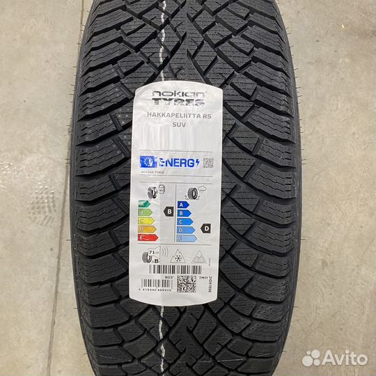 Nokian Tyres Hakkapeliitta R5 225/60 R16 102R