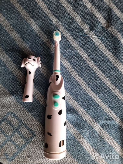 Детская электрическая зубная щетка