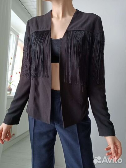 Пиджак с бахромой