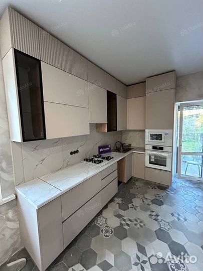 Кухонные гарнитуры в эмали с подсветкой 40