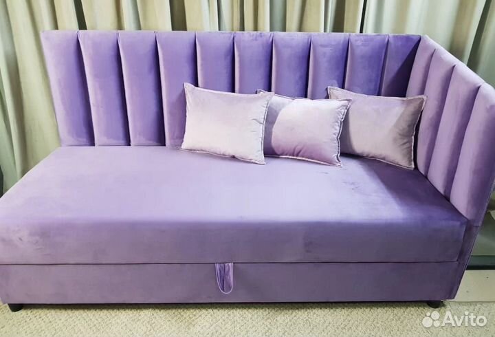 Детская кровать с матрасом