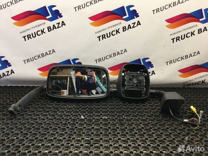 1787231 Зеркало заднего вида правое Daf XF105