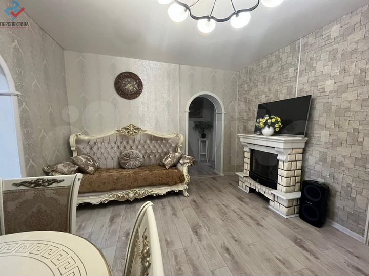 Дом 97,9 м² на участке 6 сот.