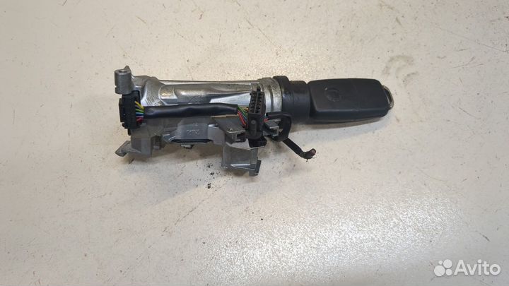 Замок зажигания Volkswagen Touran, 2006