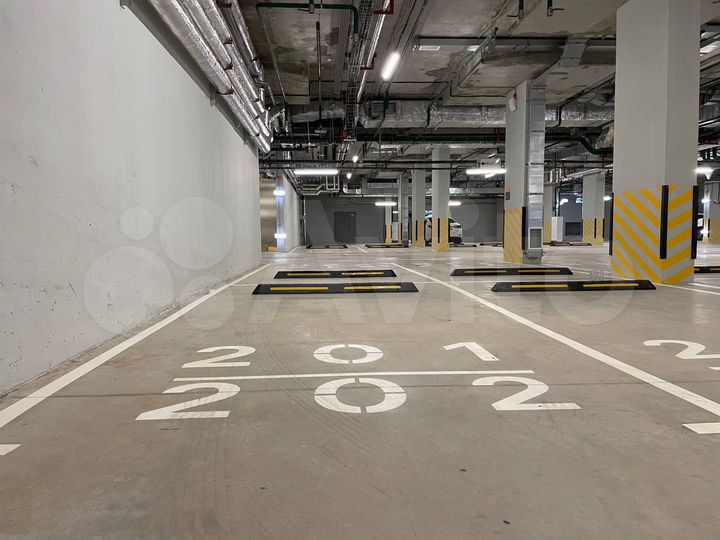 Машиноместо, 15 м²