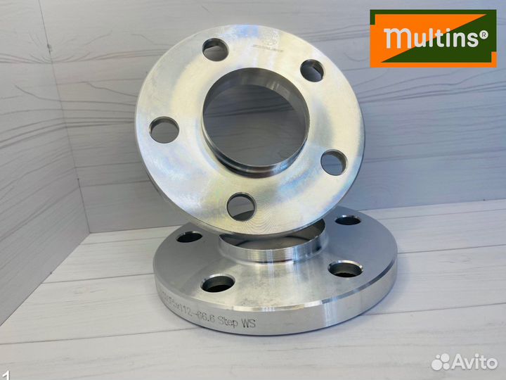 Колесные проставки Audi RS6