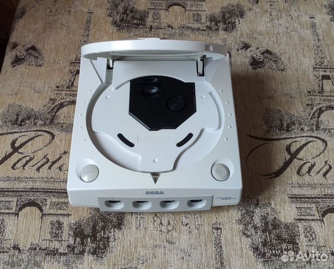 Sega Dreamcast с GDemu