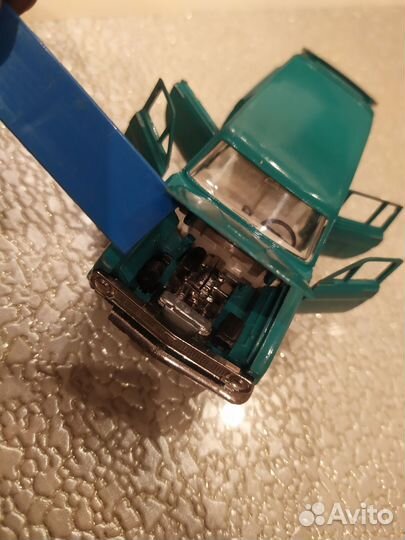 Модели автомобилей 1:43 СССР волга и тд