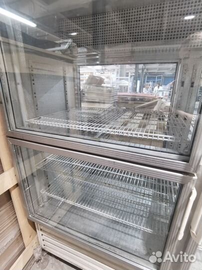 Холодильный шкаф 