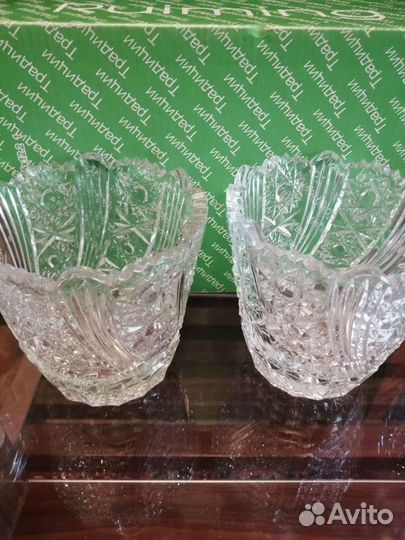 Хрустальные вазы, корзинка(конфетница)