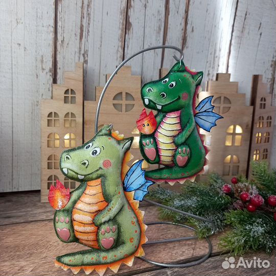 Елочные игрушки