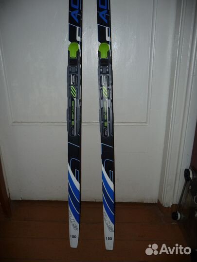 Лыжи беговые детские 150 см
