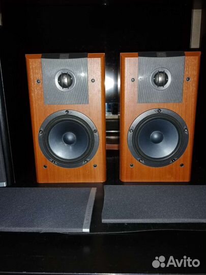 Акустические колонки JBL LX 2001