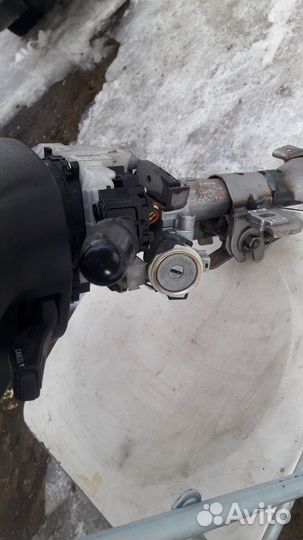 Руль Митсубиси паджеро с рулевой колонкой