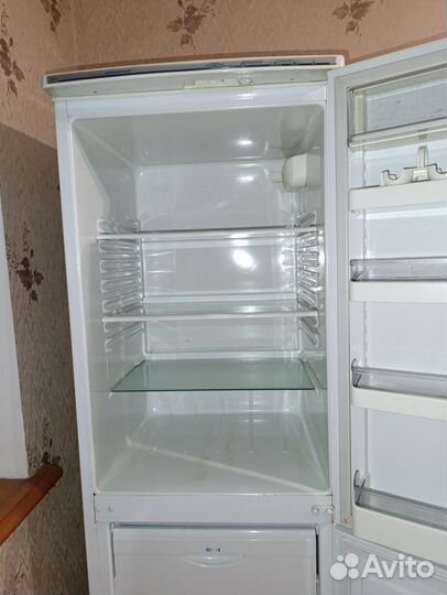 Двухкамерный холодильник Минск б/у