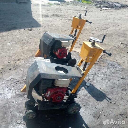 Резчик кровли Сплитстоун CR149, двиг. бензин Honda