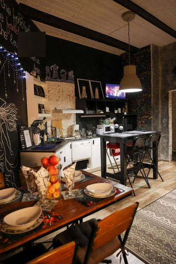 2-к. квартира, 54 м², 2/6 эт.