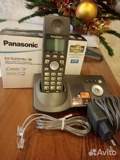 Радиотелефон Panasonic KX-tg2521ru