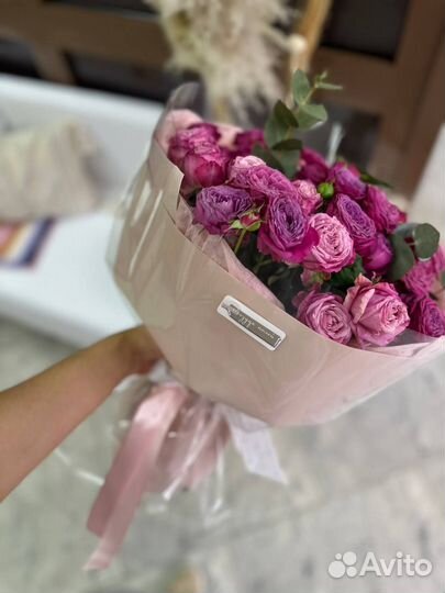 Букеты из кустовых роз