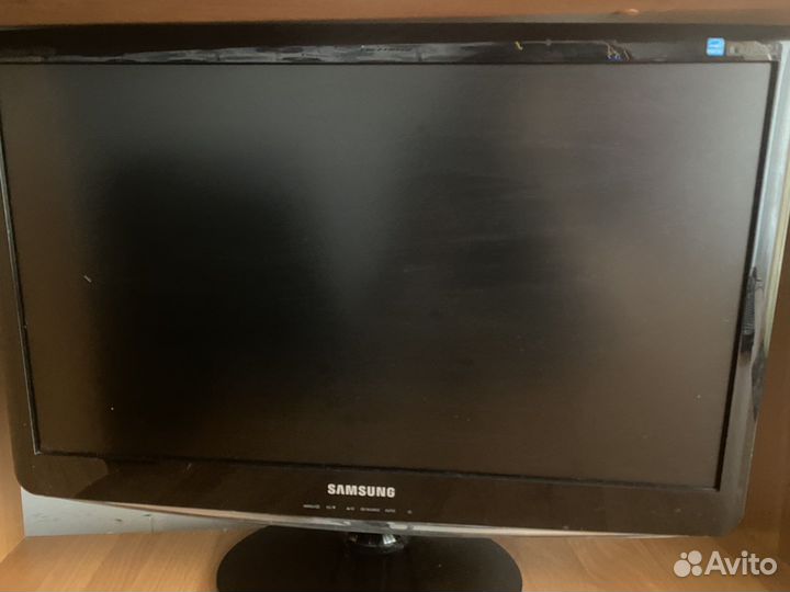 Компьютер,монитор,девайсы