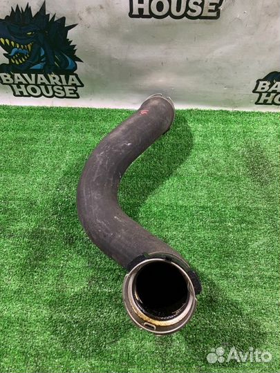 Патрубок интеркулера правый Mercedes-Benz E-Class