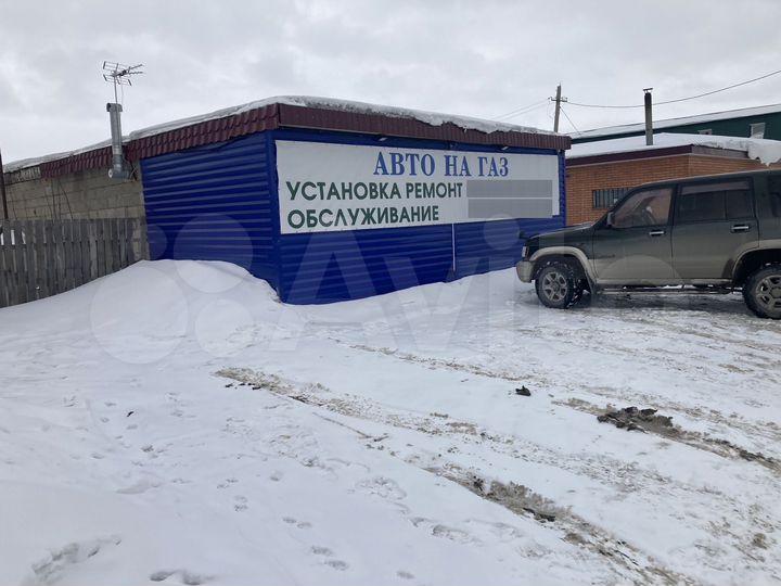 Гараж, > 30 м²