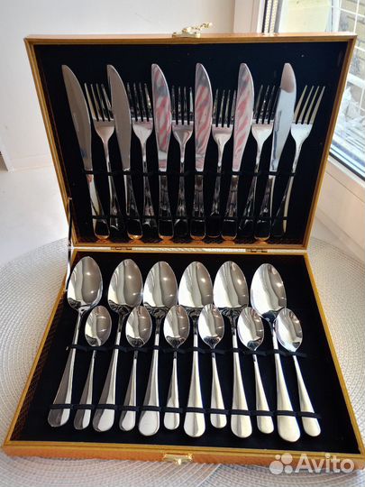 Набор столовых приборов 24 предмета новый