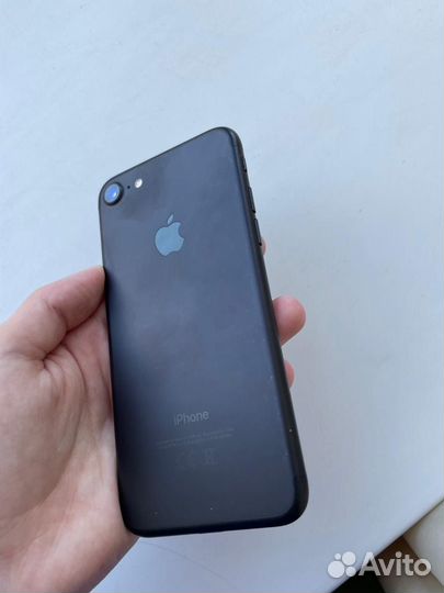 Продам iPhone 7 32gb