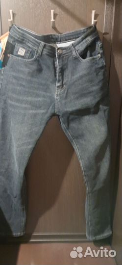 Джинсы новые 32 разм