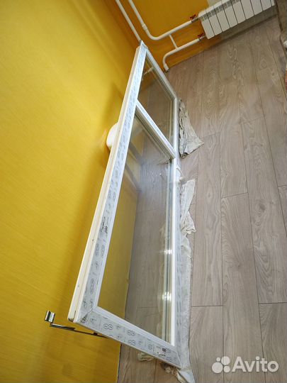 Балконная пластиковая дверь