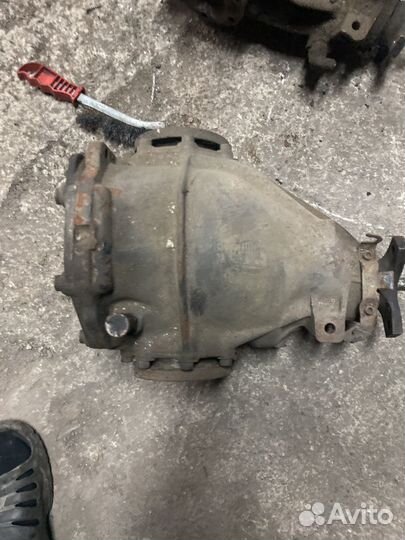 Редуктор w124