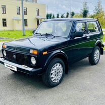 ВАЗ (LADA) 4x4 (Нива) 1.7 MT, 2011, 39 000 км, с пробегом, цена 620 000 руб.