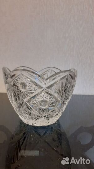 Большие хрустальные салатники